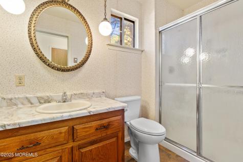 19 Dartmouth Street Whiting NJ 08759