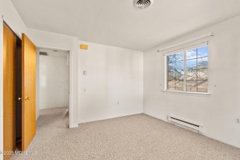 19 Dartmouth Street Whiting NJ 08759