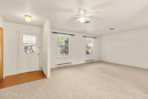 19 Dartmouth Street Whiting NJ 08759