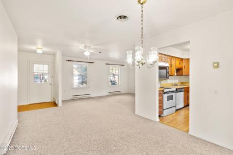 19 Dartmouth Street Whiting NJ 08759