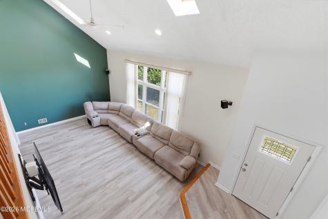 1548 Longboat Avenue Beachwood NJ 08722