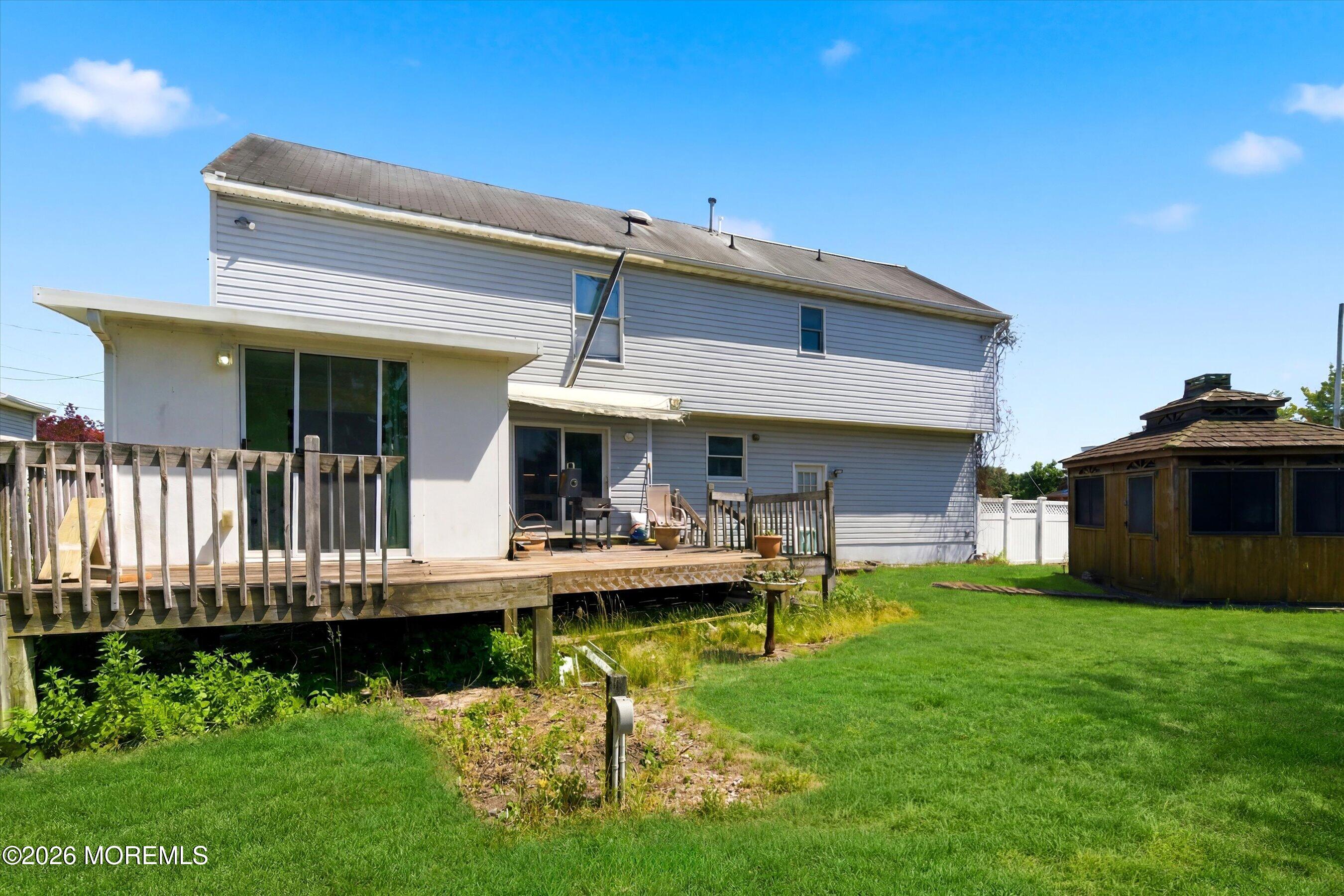 1548 Longboat Avenue Beachwood NJ 08722