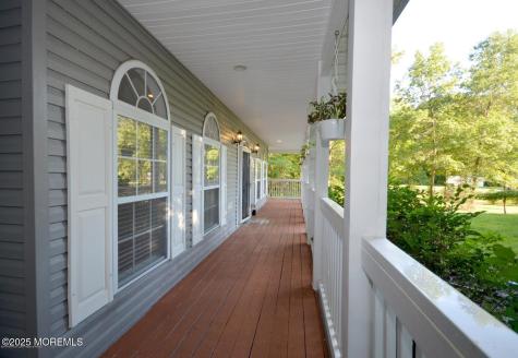 18 Nancy Court Jackson NJ 08527