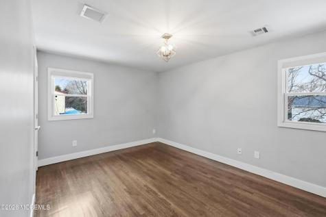1199 Manor Drive Lakewood NJ 08701