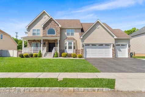 8 Cindy Court Howell NJ 07731