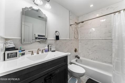 8 Cindy Court Howell NJ 07731