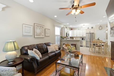 4 April Springs Court Lakewood NJ 08701