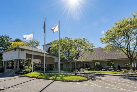 4 April Springs Court Lakewood NJ 08701