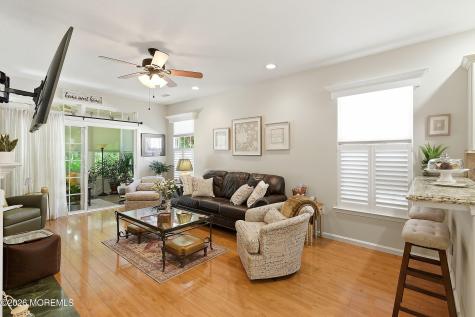 4 April Springs Court Lakewood NJ 08701