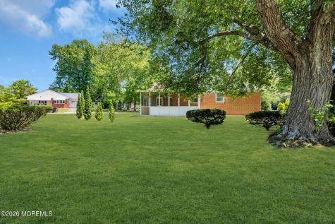56 Bellflower Court Toms River NJ 08755
