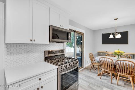 12 Raritan Avenue Leonardo NJ 07737