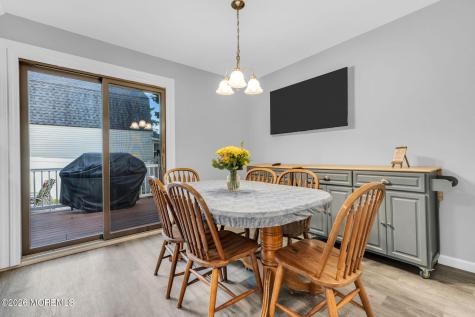 12 Raritan Avenue Leonardo NJ 07737