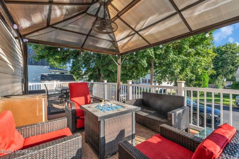 12 Raritan Avenue Leonardo NJ 07737