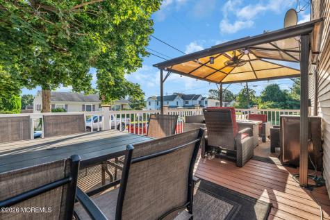12 Raritan Avenue Leonardo NJ 07737