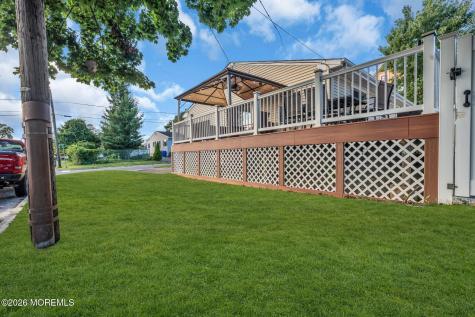 12 Raritan Avenue Leonardo NJ 07737