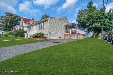 12 Raritan Avenue Leonardo NJ 07737