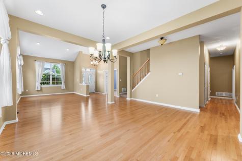 7 Brattleboro Road Jackson NJ 08527