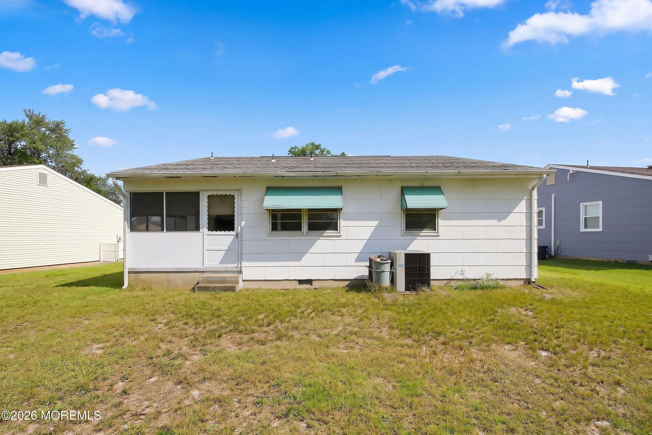 70 Brakenbury Drive Toms River NJ 08757