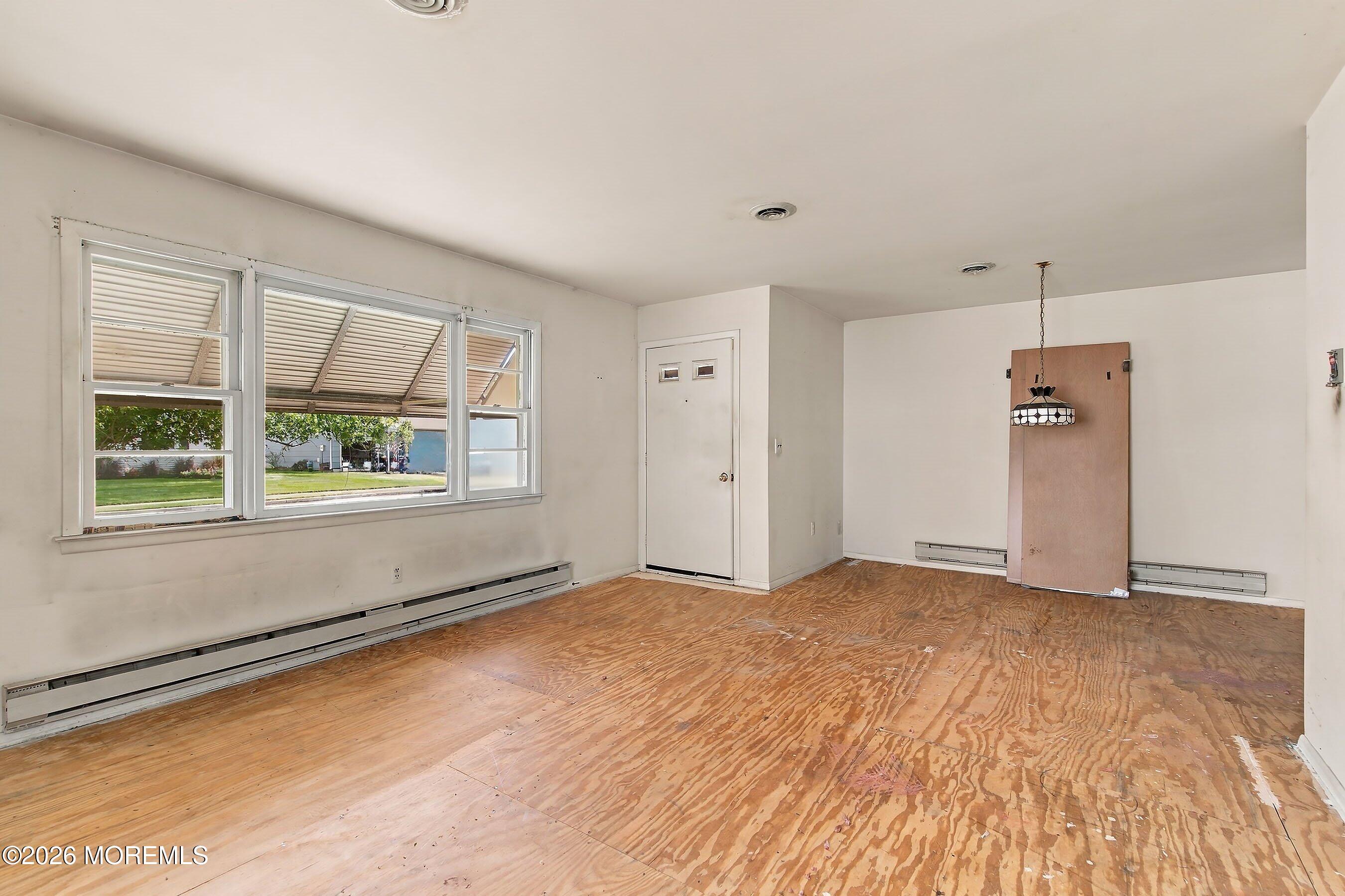 70 Brakenbury Drive Toms River NJ 08757