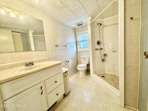 9 Sams Court Hazlet NJ 07730