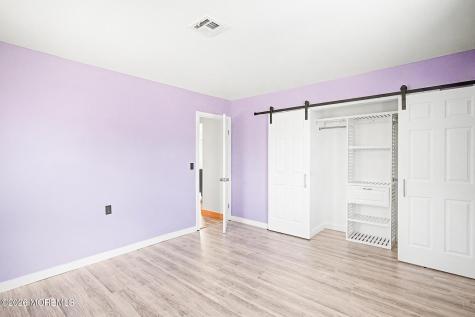 28 Montserrat Street Toms River NJ 08757