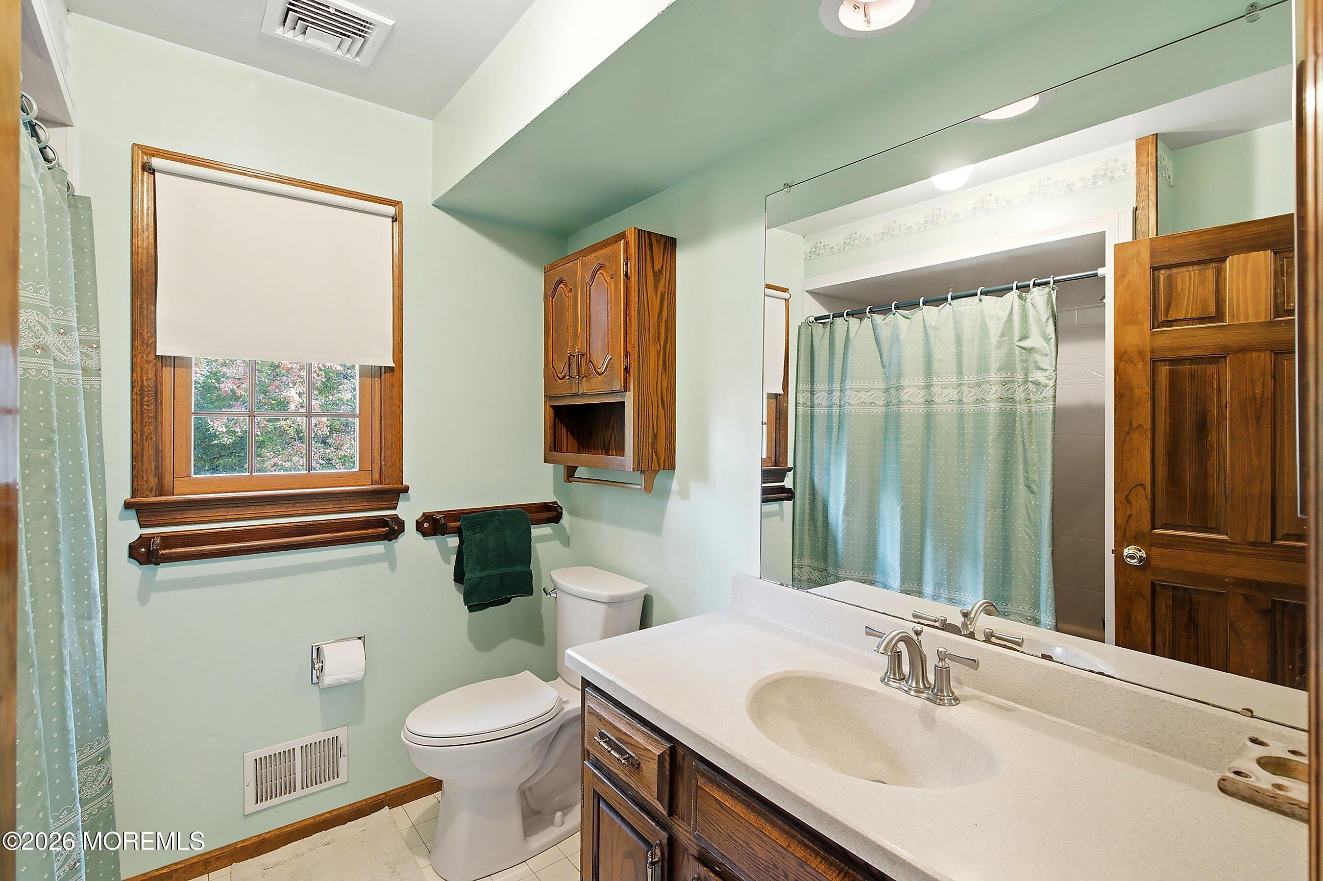 63 Surrey Lane Tinton Falls NJ 07724