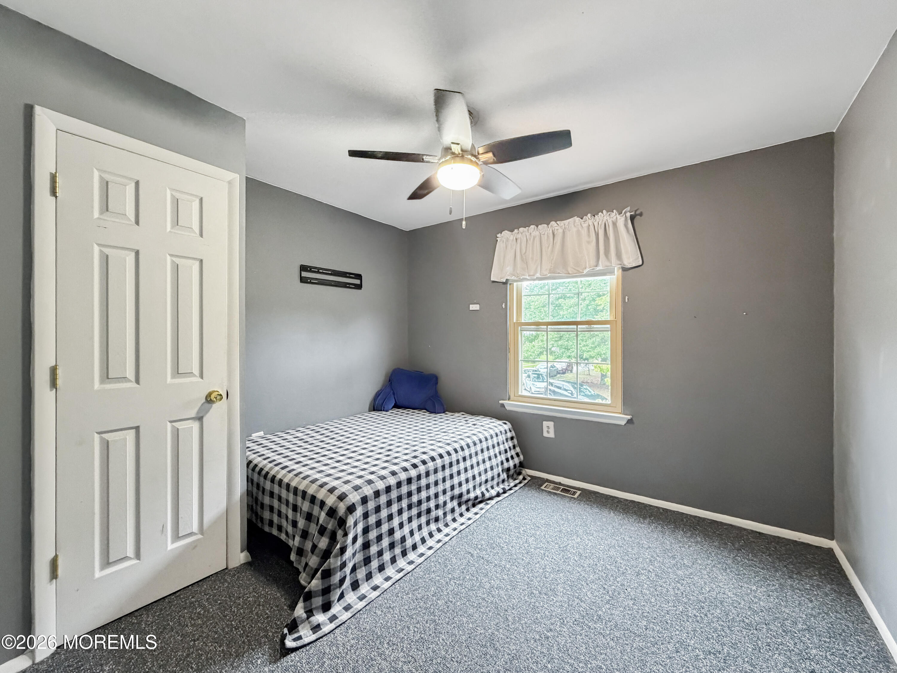 17 Feathertree Court Howell NJ 07731