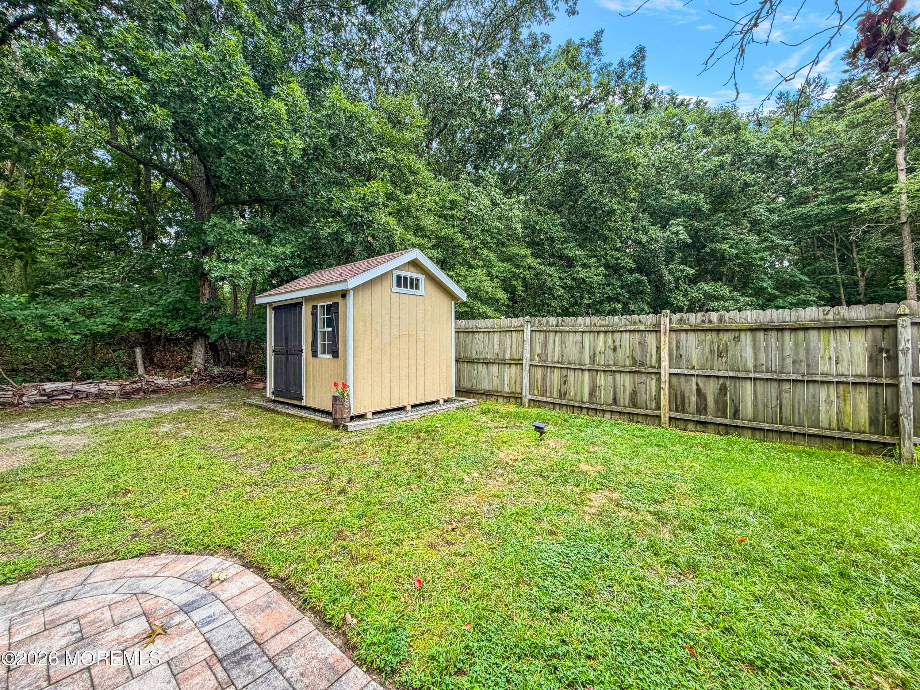 17 Feathertree Court Howell NJ 07731
