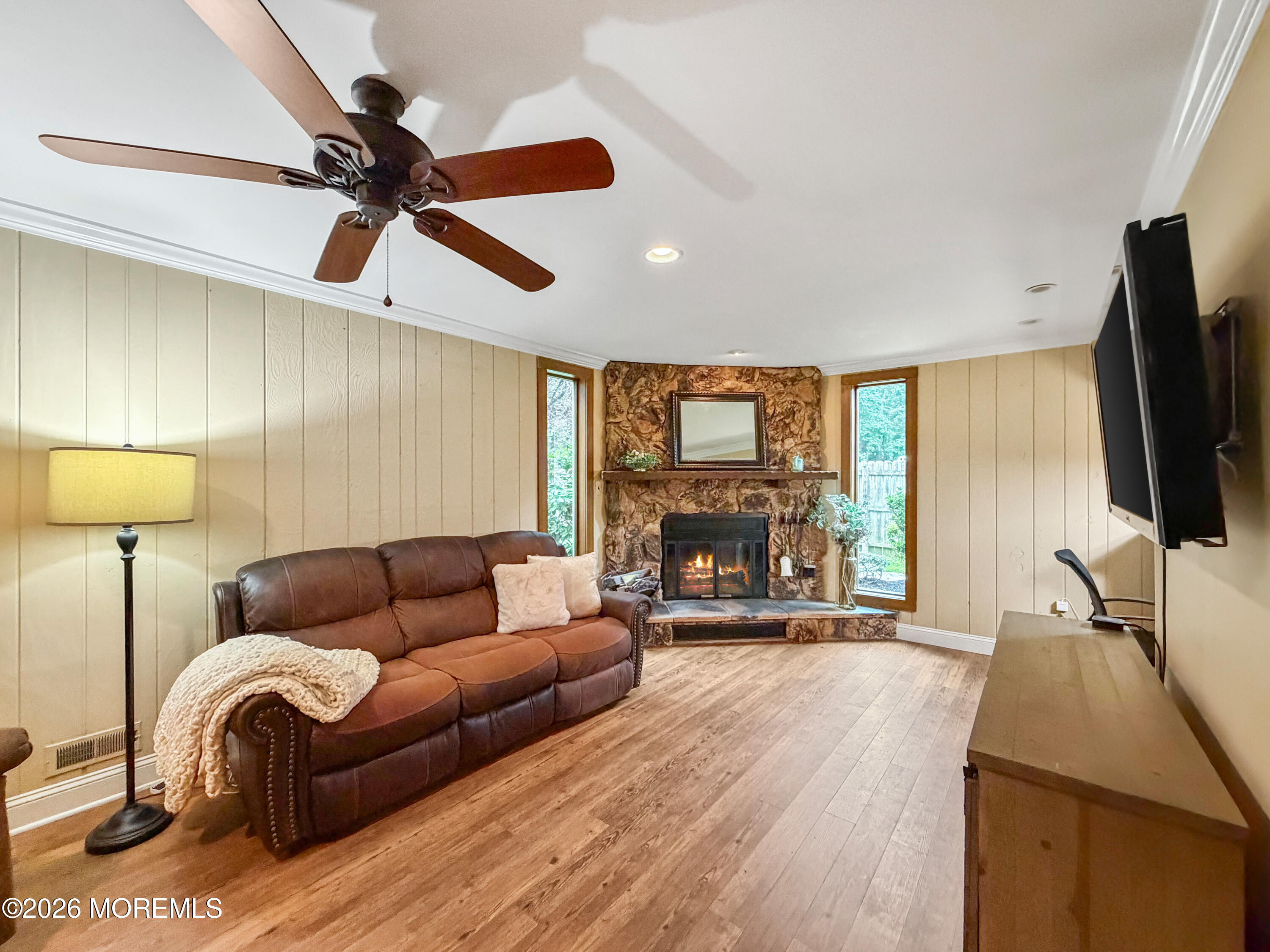 17 Feathertree Court Howell NJ 07731