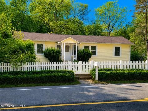 689 Freehold Road Jackson NJ 08527