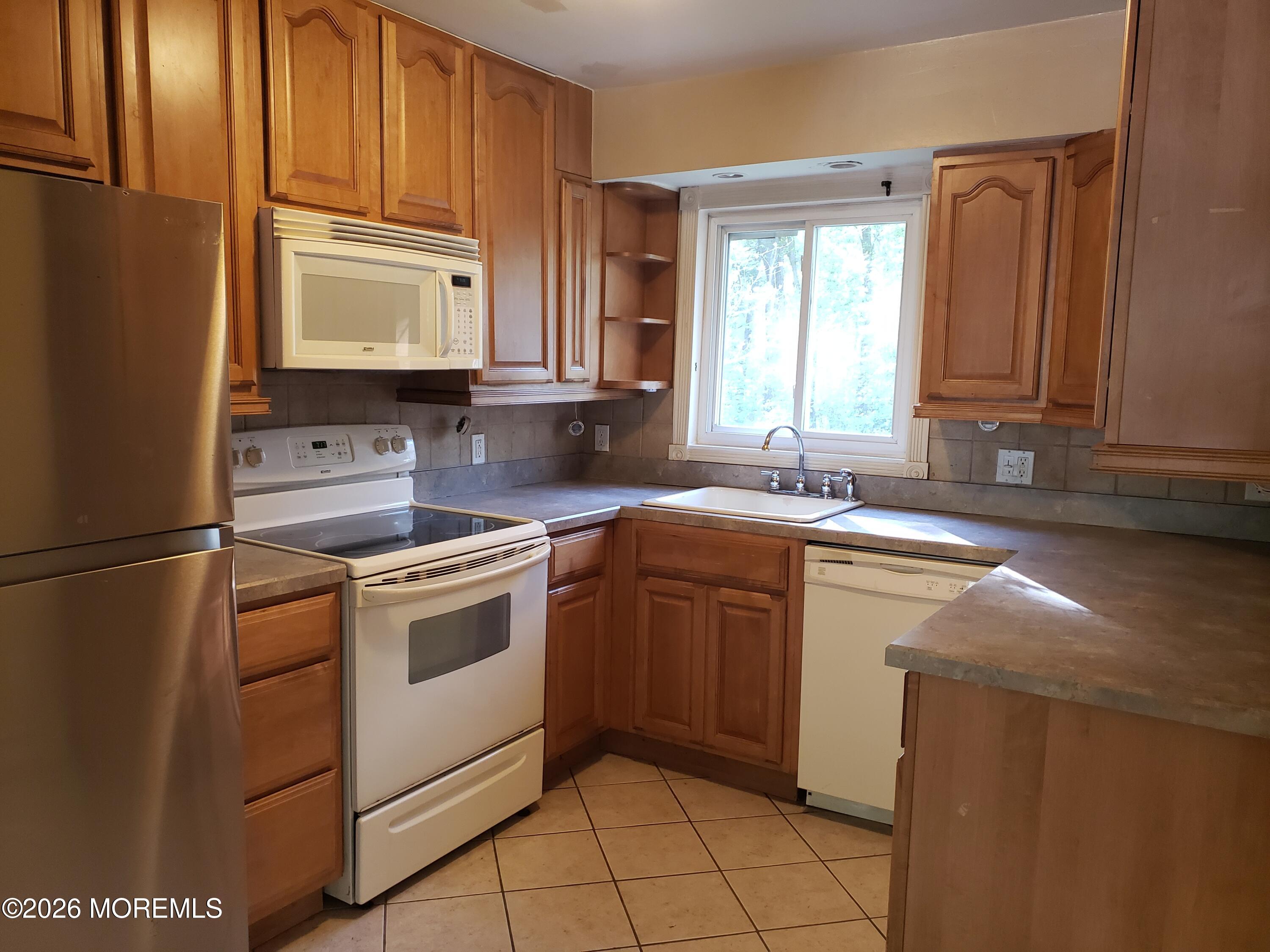 689 Freehold Road Jackson NJ 08527