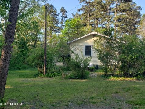 689 Freehold Road Jackson NJ 08527