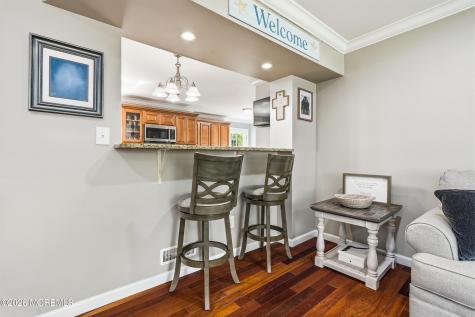 1910 Holbrook Street Oakhurst NJ 07755
