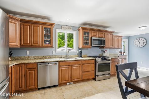 1910 Holbrook Street Oakhurst NJ 07755