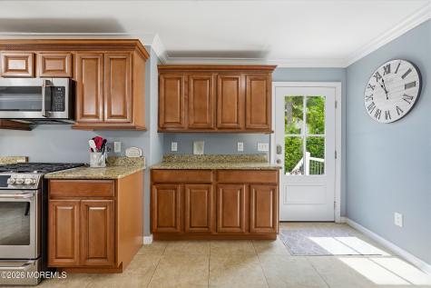 1910 Holbrook Street Oakhurst NJ 07755