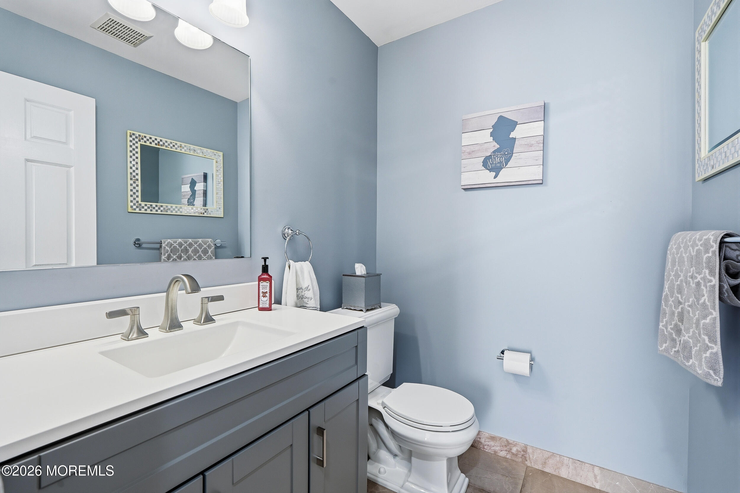 1910 Holbrook Street Oakhurst NJ 07755