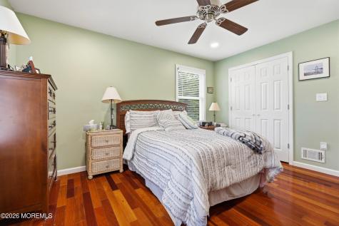 1910 Holbrook Street Oakhurst NJ 07755