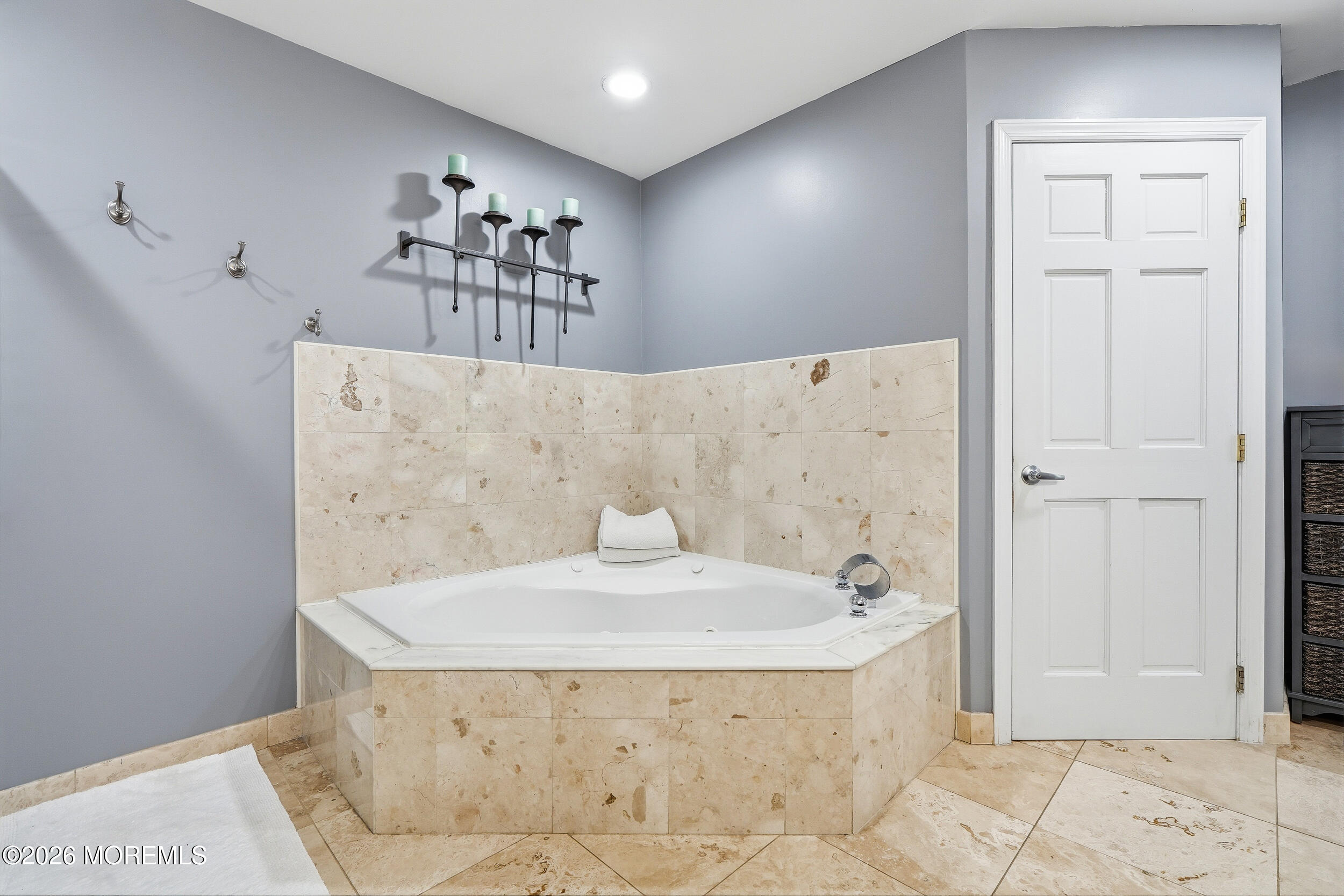 1910 Holbrook Street Oakhurst NJ 07755