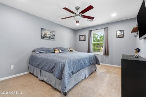 1910 Holbrook Street Oakhurst NJ 07755