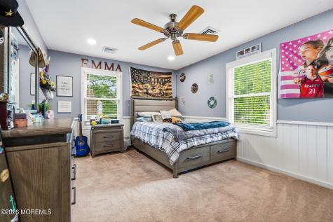 1910 Holbrook Street Oakhurst NJ 07755