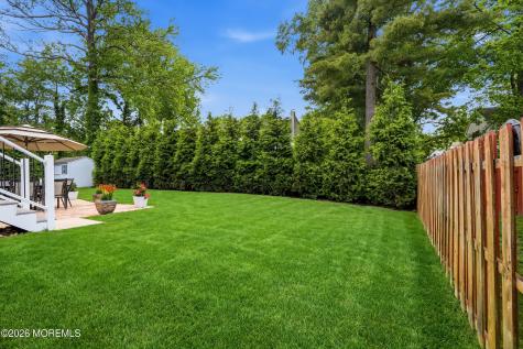 1910 Holbrook Street Oakhurst NJ 07755