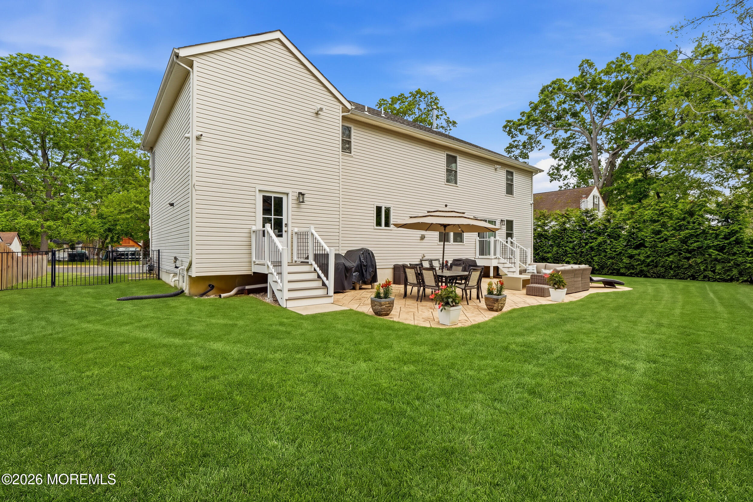 1910 Holbrook Street Oakhurst NJ 07755