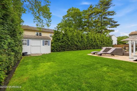 1910 Holbrook Street Oakhurst NJ 07755