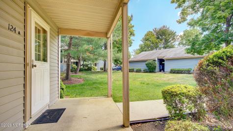 124 Concordia Circle Monroe NJ 08831