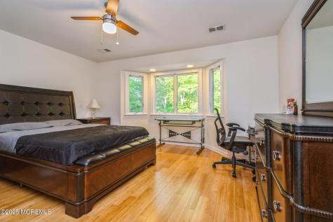 5 Ramapo Court Colts Neck NJ 07722