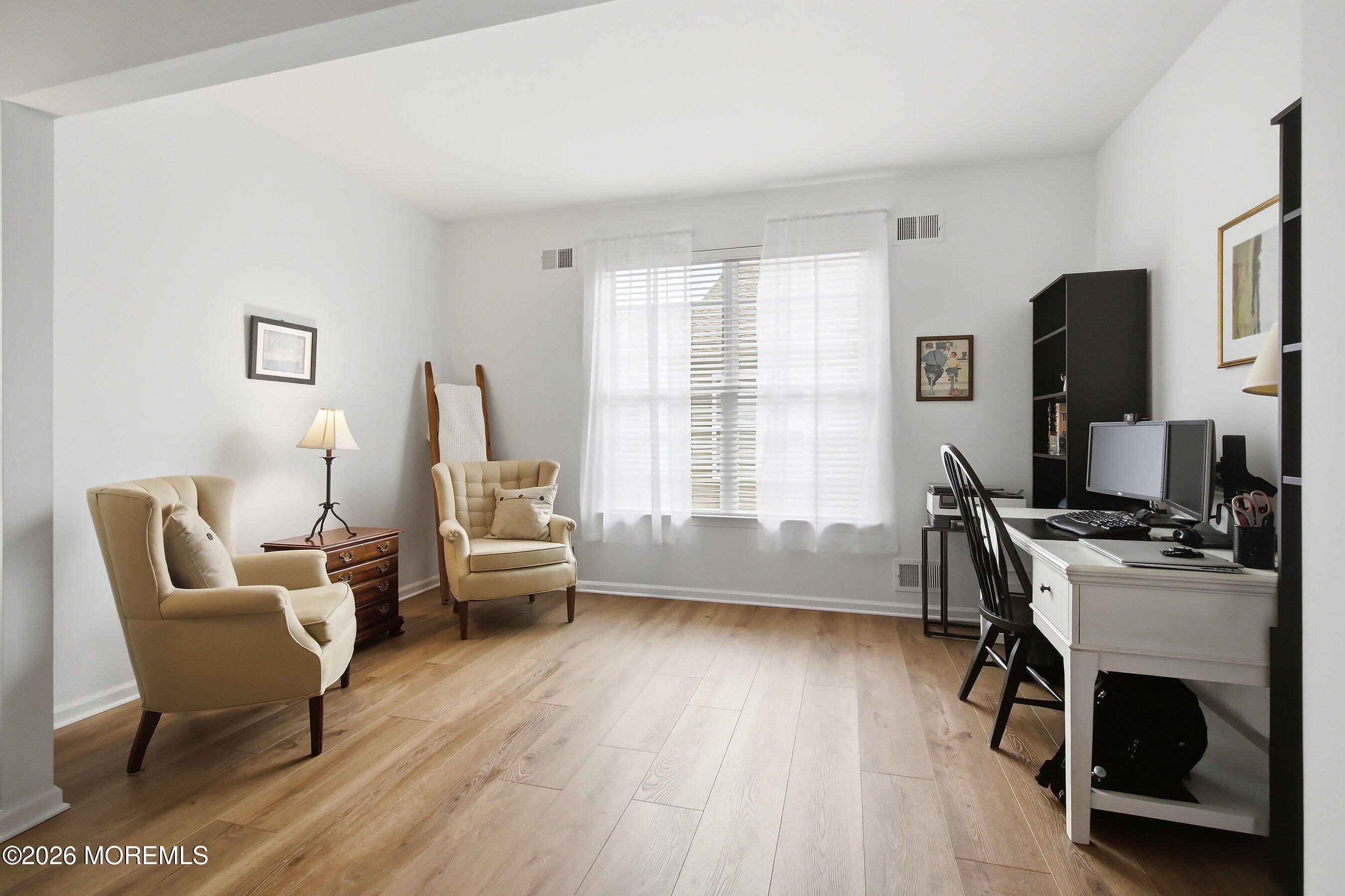 8 Bridle Way Manchester NJ 08759