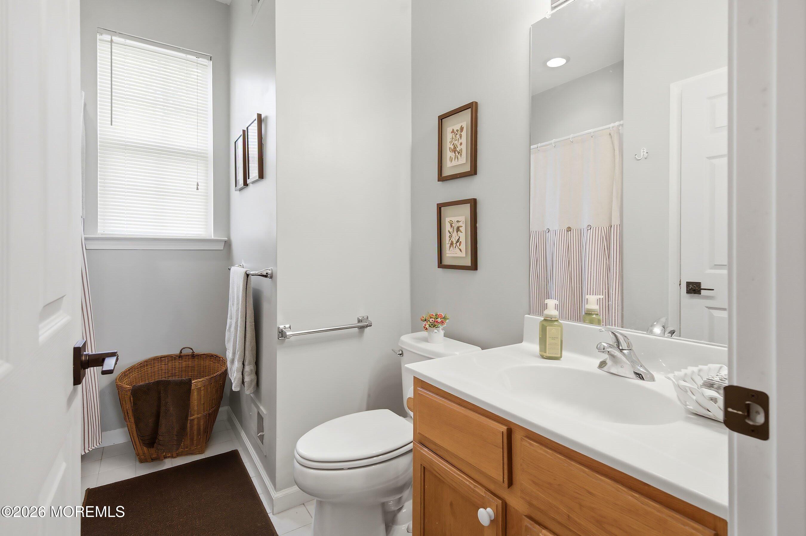 8 Bridle Way Manchester NJ 08759