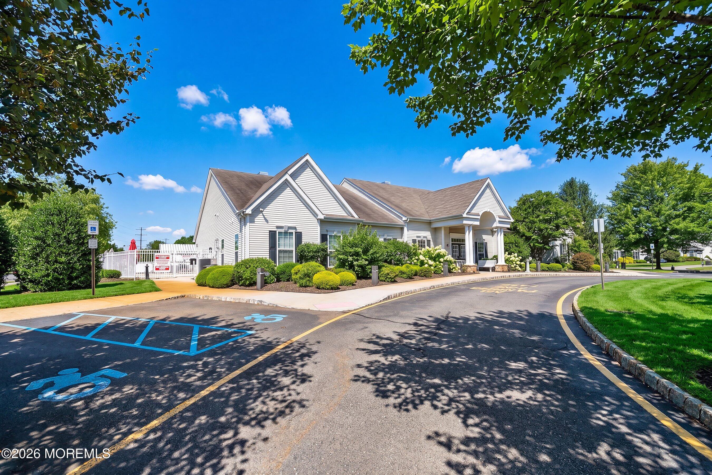 8 Bridle Way Manchester NJ 08759