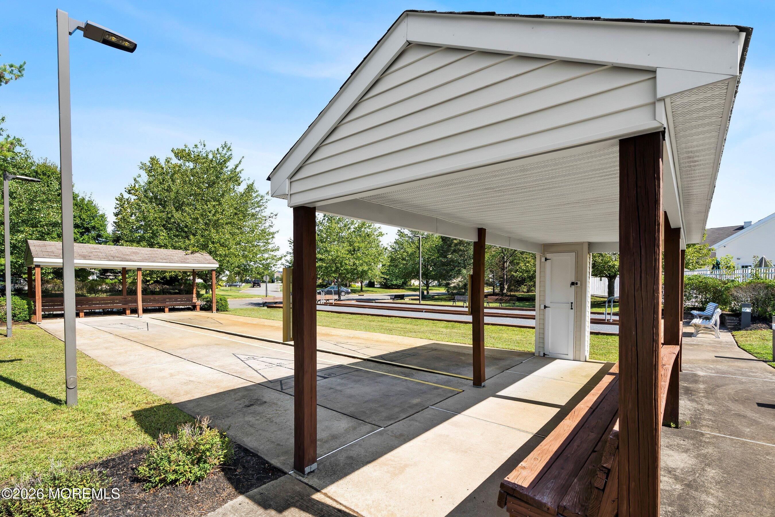 8 Bridle Way Manchester NJ 08759