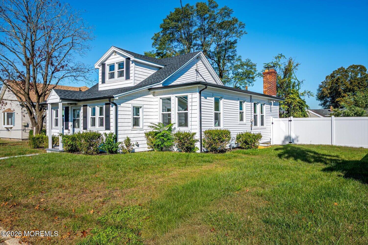 12 White Street Middletown NJ 07748